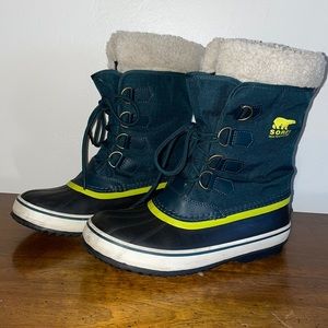 Ladies Sorel boots